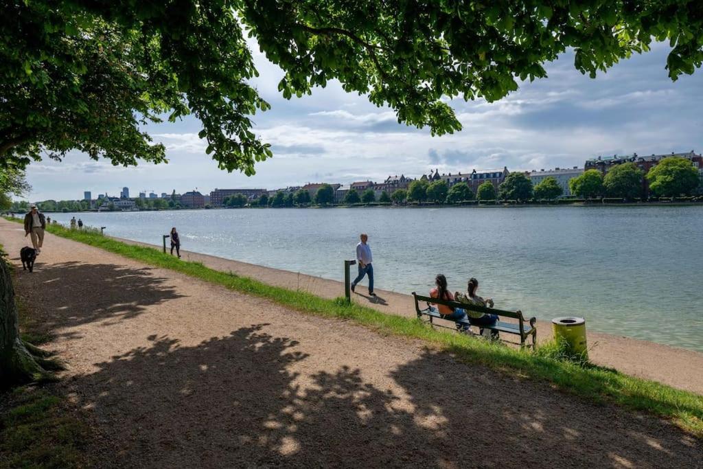 2br Flat Next To The Lakes Lejlighed København
