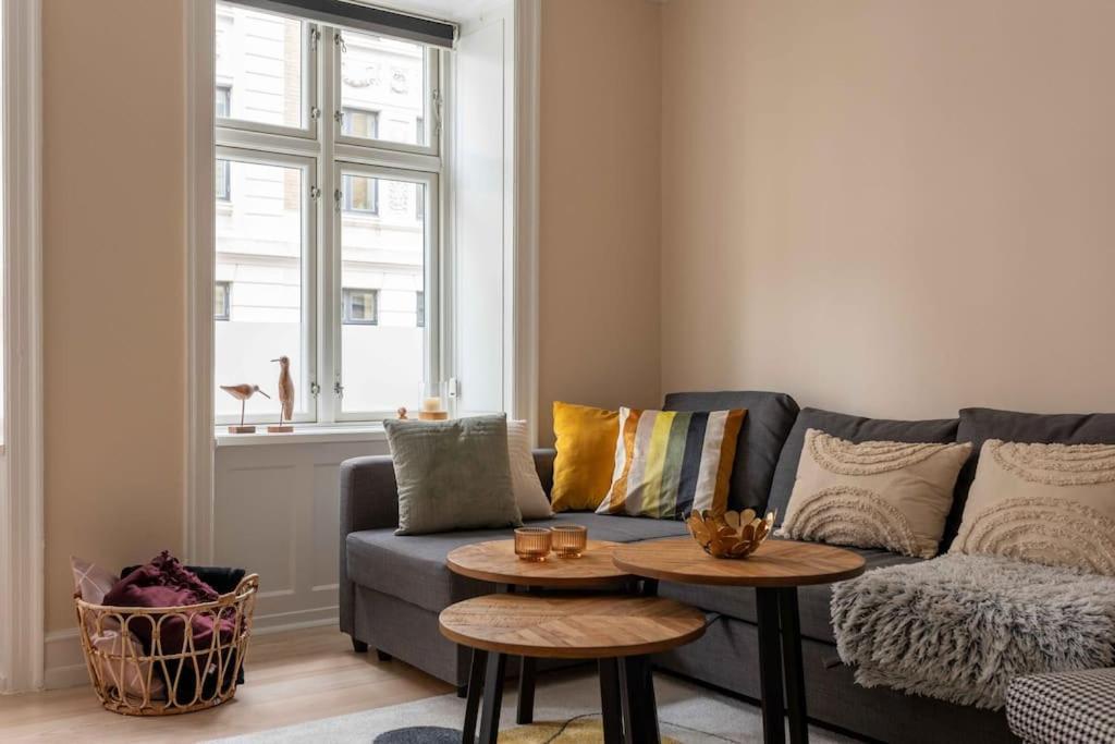 2br Flat Next To The Lakes * København