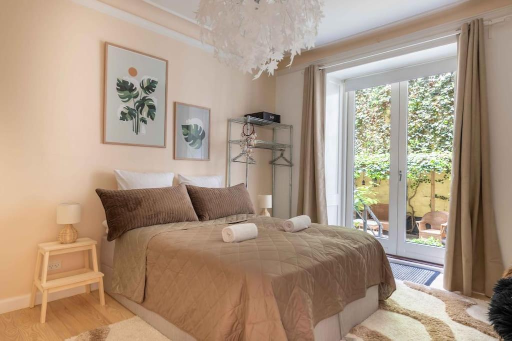 2br Flat Next To The Lakes *