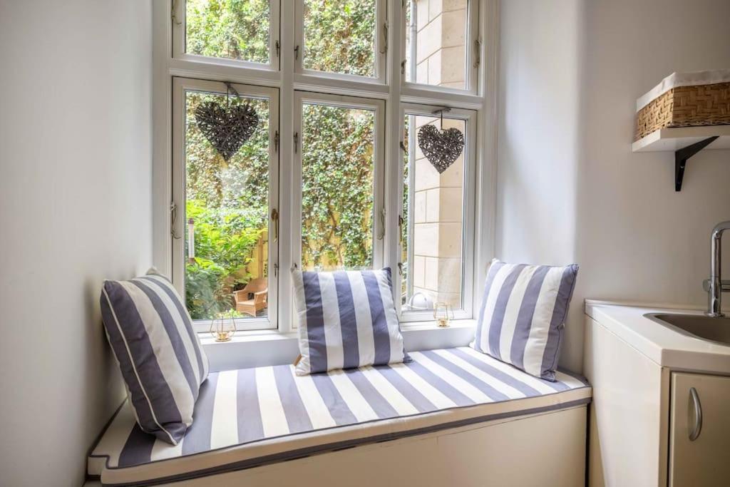 2br Flat Next To The Lakes * København