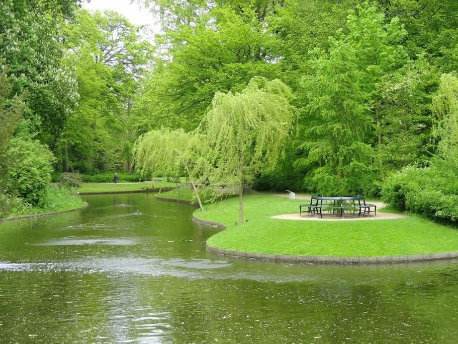 2br Flat Next To The Lakes * København